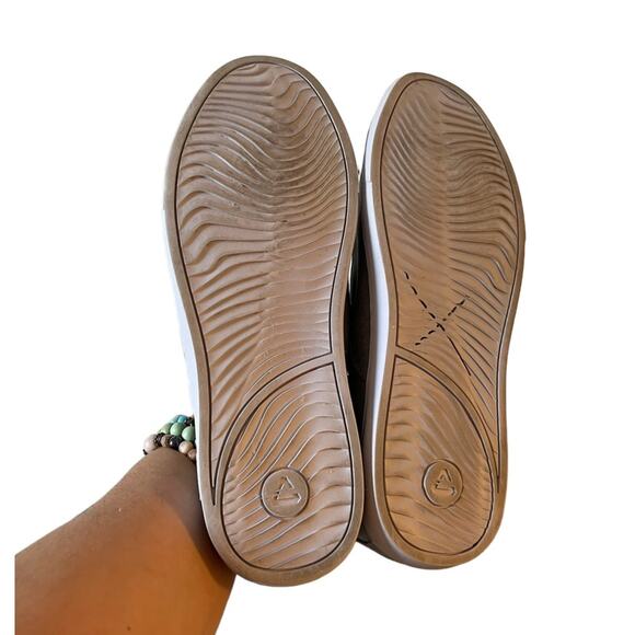 Loafers_&_Slip_Ons